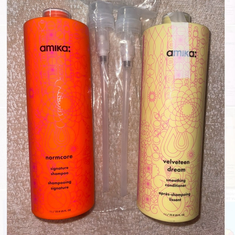 Amika Normcore Shampoo & Velveteen Dream smoothing Conditioner set + FREE PUMPS!